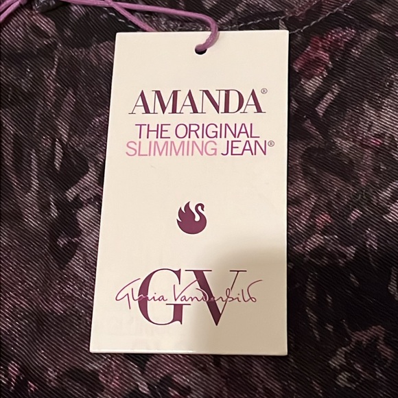 👖 NWT Gloria Vanderbilt brand women’s “Amanda” style jeans - Picture 7 of 11
